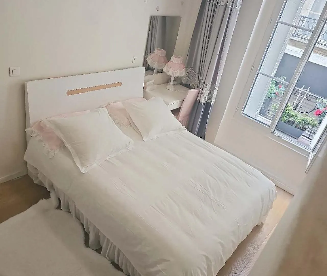Apartment 休闲民宿 Paris